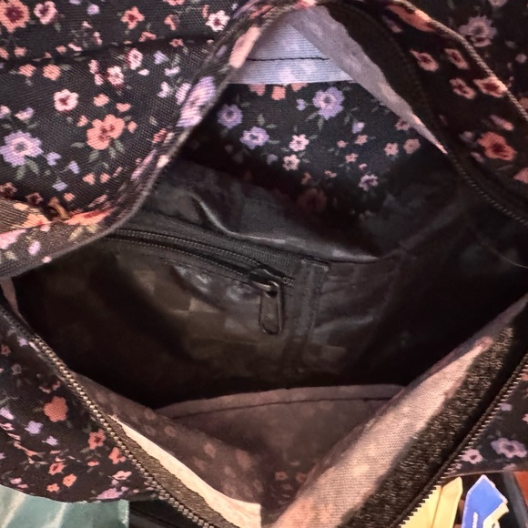 VANS Backpack - Picture 2 of 5